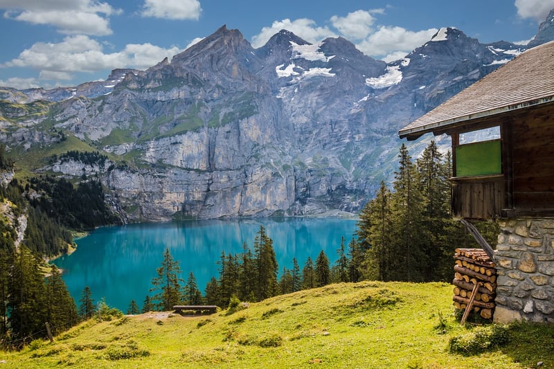 Lakeside Retreat Cabin